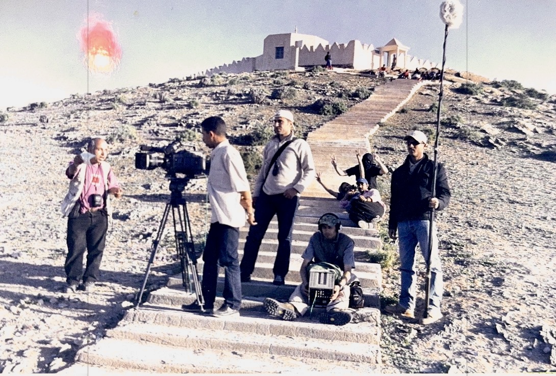 فريق تصوير خلال محطة مهنية سنة 2004